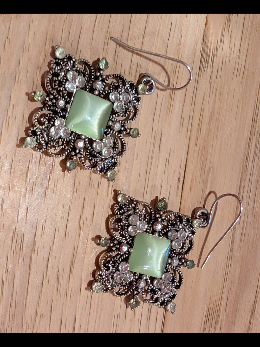 Source Unknown Light Green Stone Filigree Drop Earrings